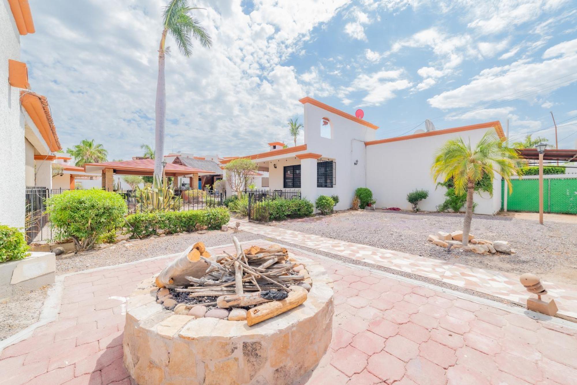 Gobaja Villas 3 Bedroom Ла Пас Екстериор снимка